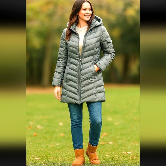 Eddie Bauer Jackets & Blazers - Ladies Eddie Bauer Down Sun Valley Parka jacket coat Size Small